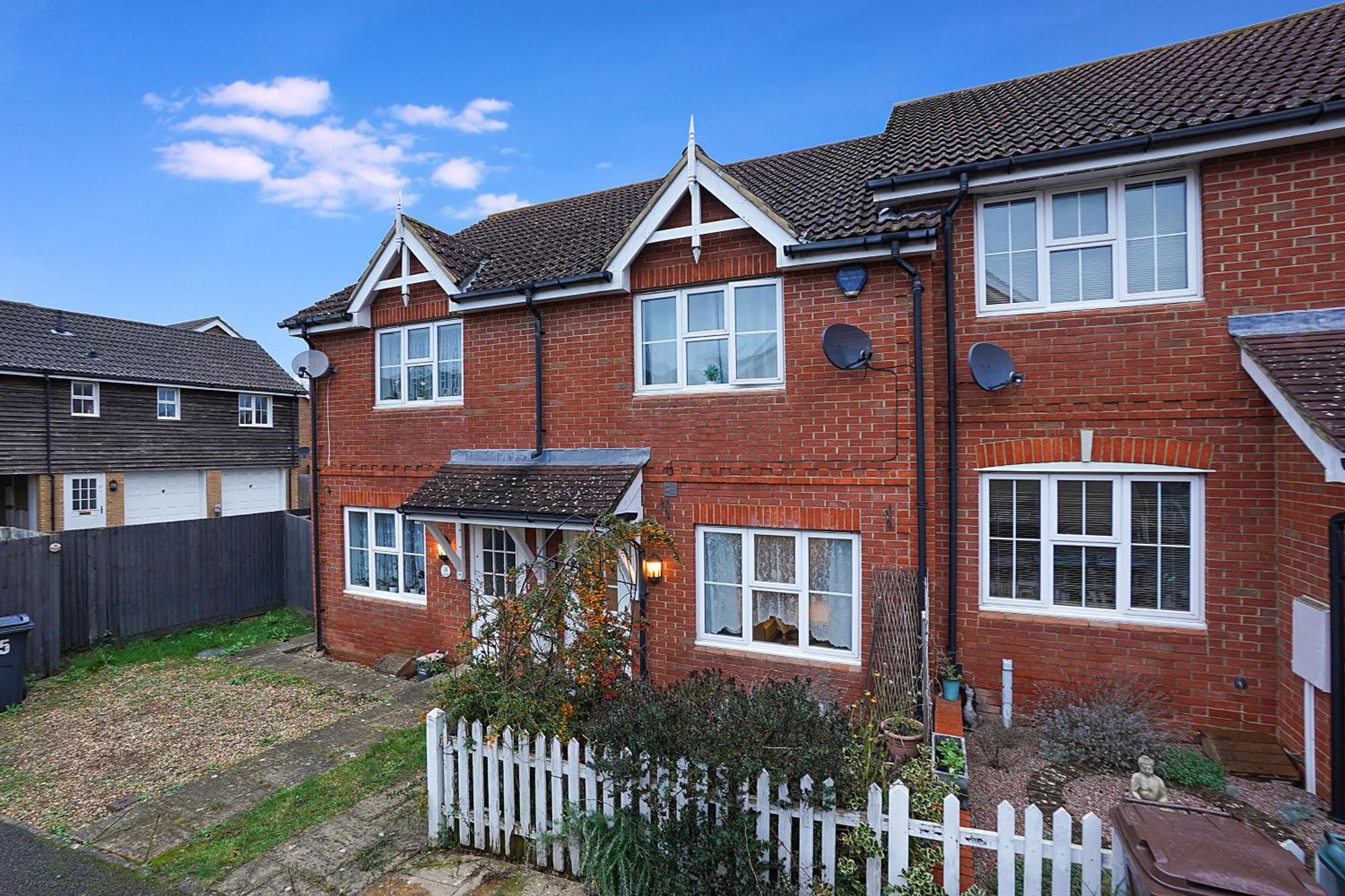 Comfortable Stylish Townhouse In Ashford Sleeps 5 Netflix 2 Parking Spaces Perfect For Contractors And Families Extérieur photo