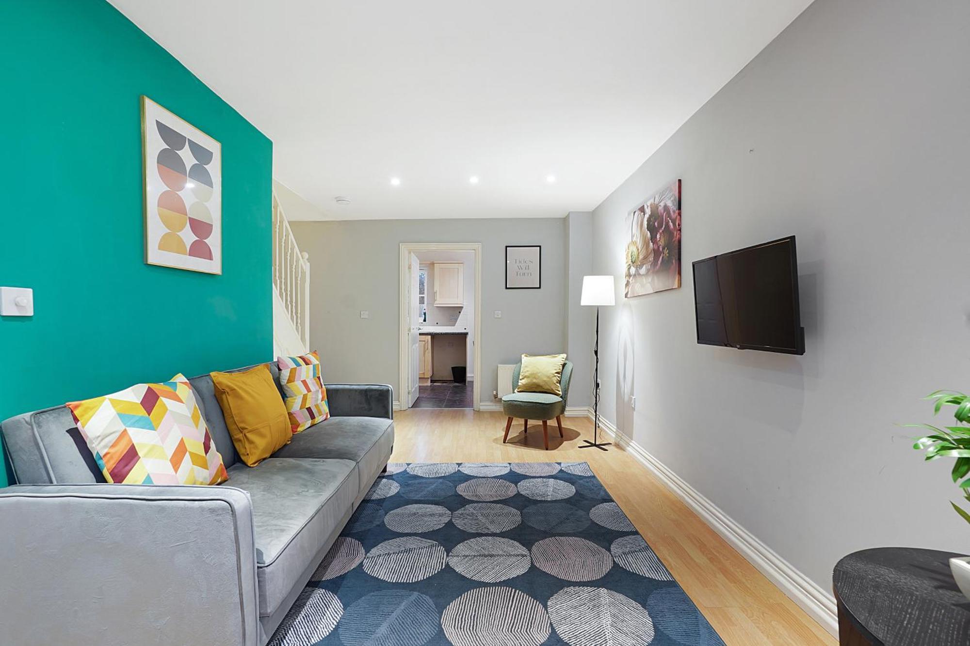 Comfortable Stylish Townhouse In Ashford Sleeps 5 Netflix 2 Parking Spaces Perfect For Contractors And Families Extérieur photo