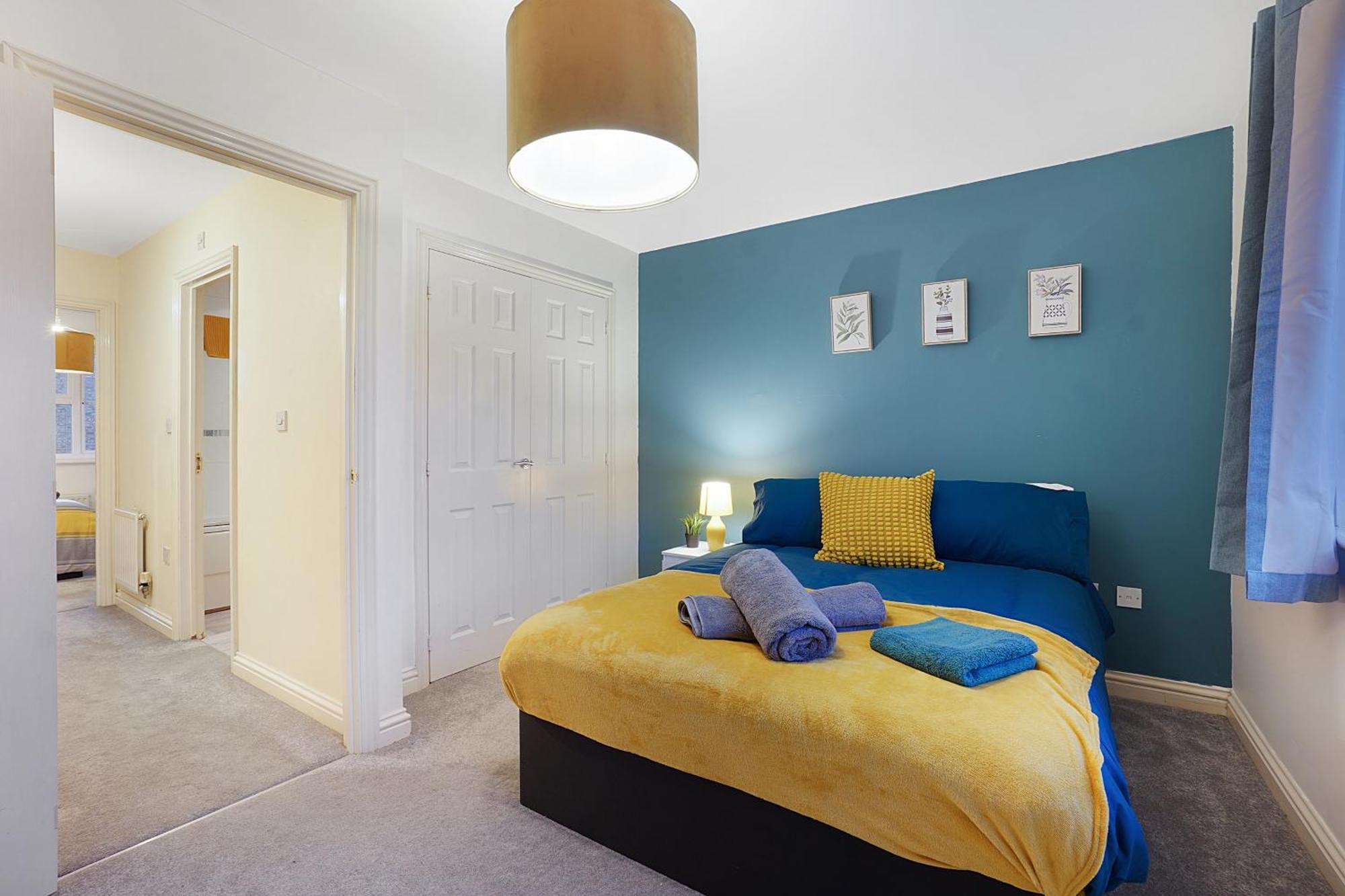 Comfortable Stylish Townhouse In Ashford Sleeps 5 Netflix 2 Parking Spaces Perfect For Contractors And Families Extérieur photo